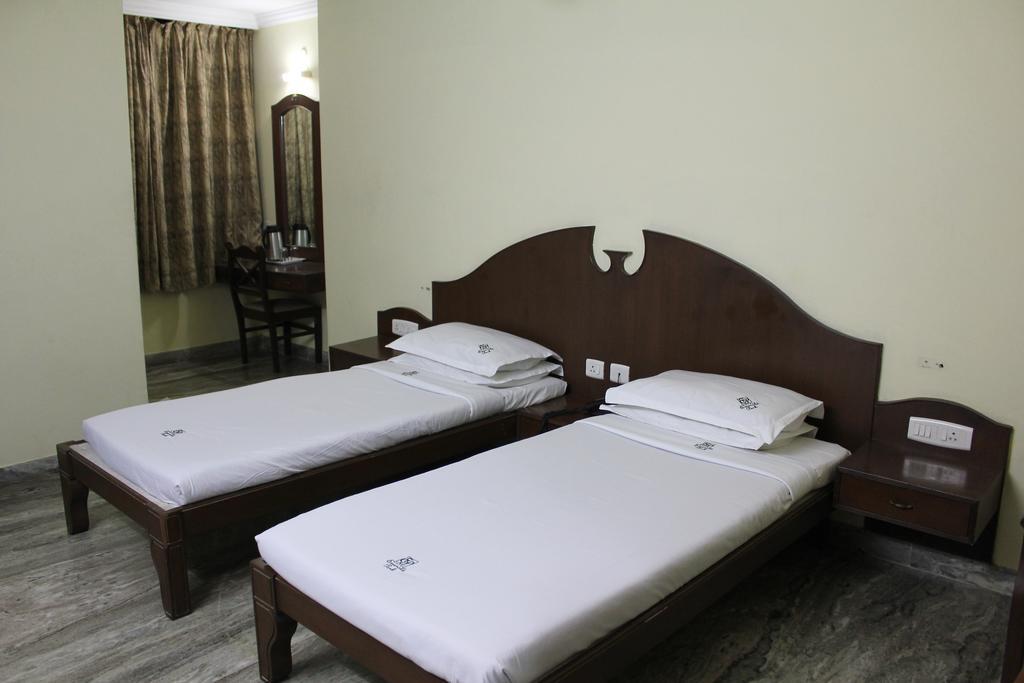 Hotel Emerald Park Chennai Quarto foto