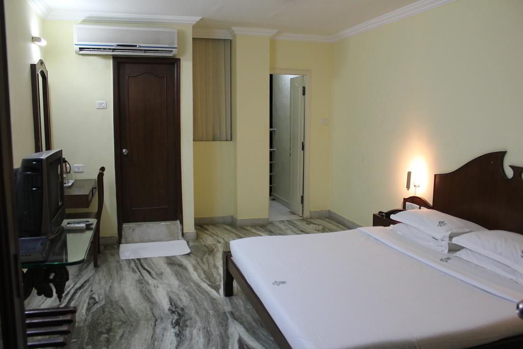 Hotel Emerald Park Chennai Quarto foto